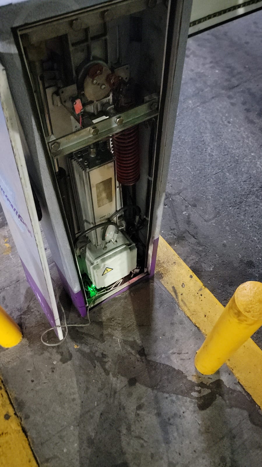 Mantenimiento a barreras de acceso vehicular