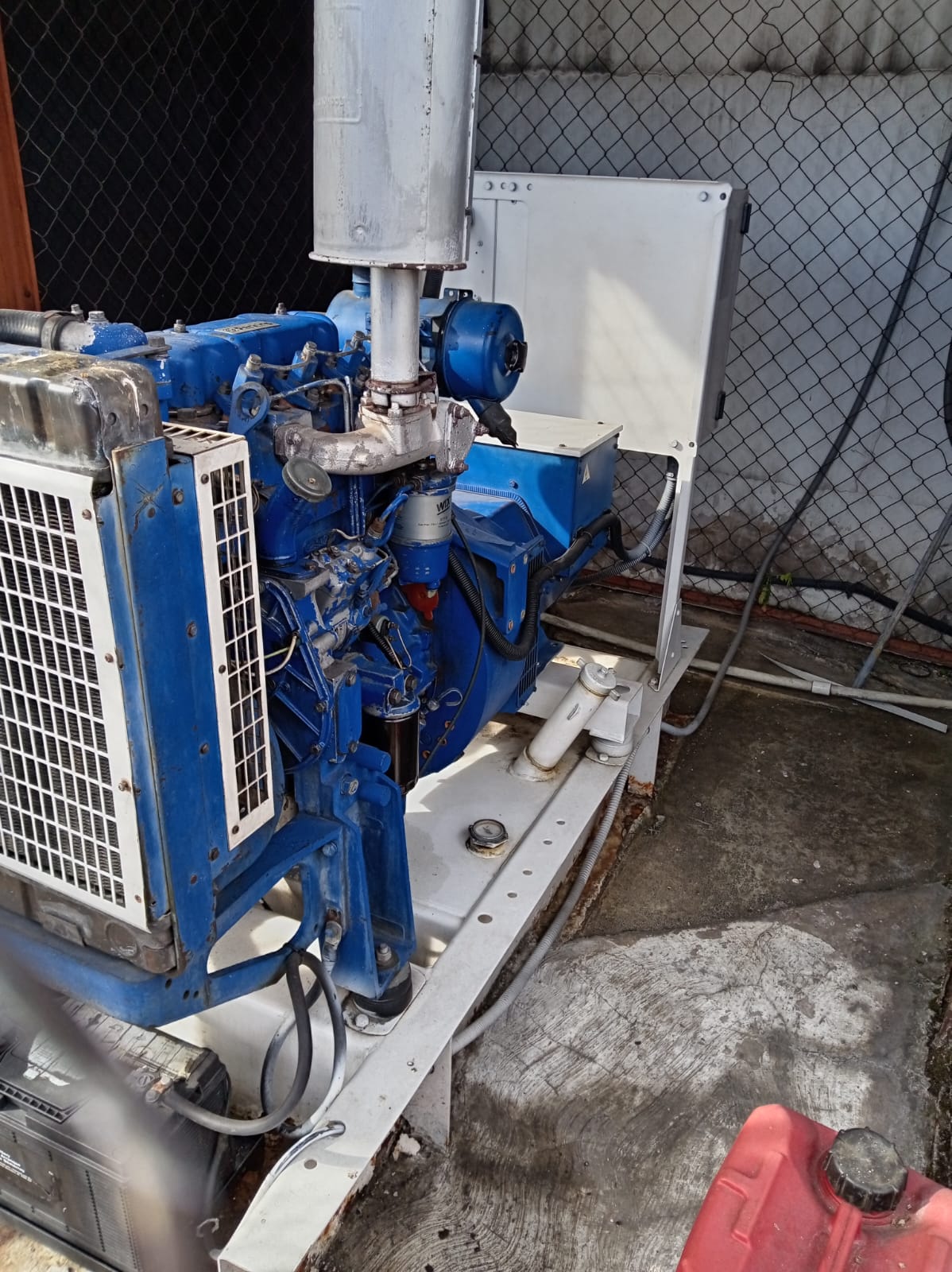 Mantenimiento y repacion de generadores (grupos electrogenos)