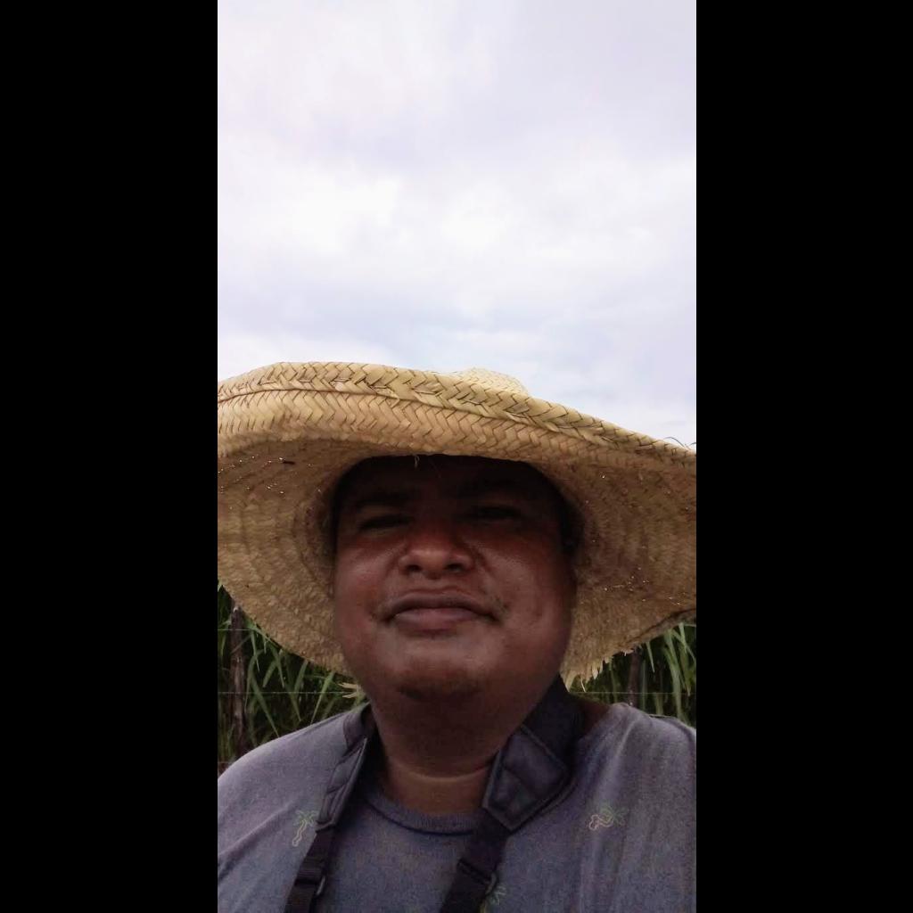 Rolando Bustillo Photo